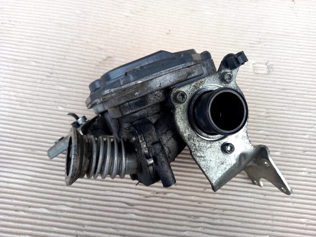 Supapa EGR completa Opel Corsa E motor 1