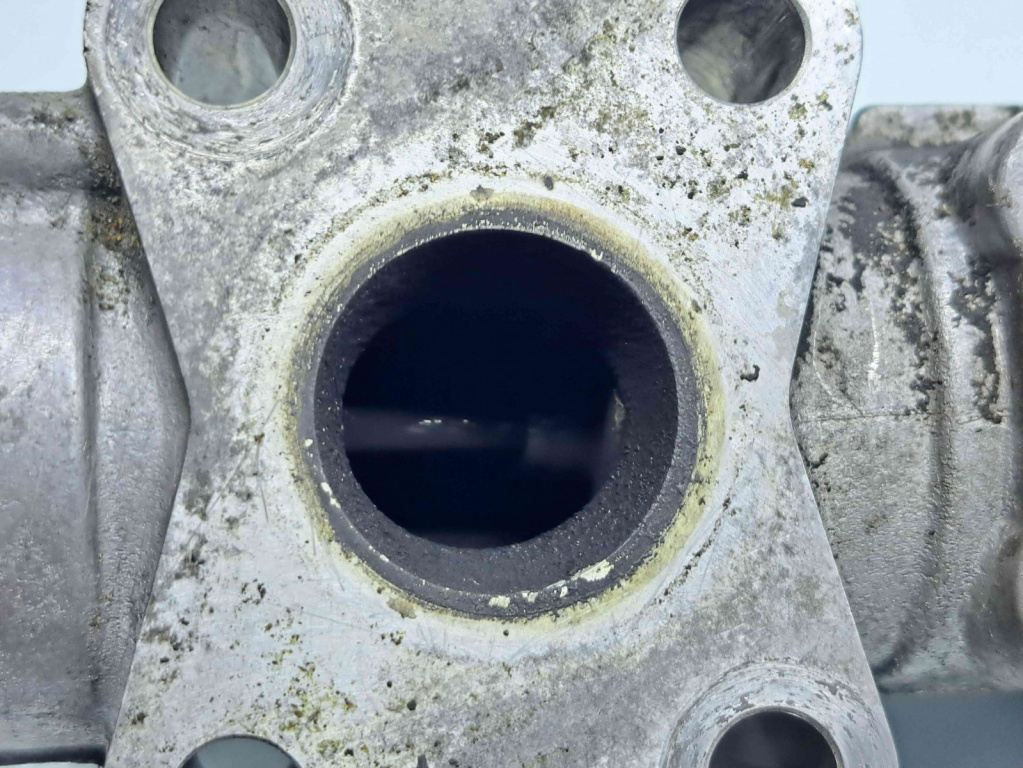 Supapa EGR LEXUS IS II (GSE2, ALE2, USE2