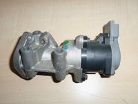 Supapa egr stanga cod 4r8q-90475-a land rover discovery III 2.7 td 276dt 190 cai