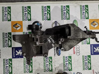 Suport accesorii anexe motor Vw passat b6 2.0 tdi cod 03L903143D