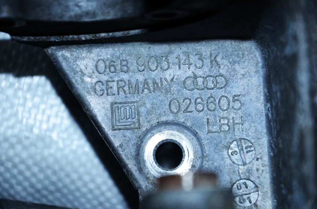 SUPORT ACCESORII POMPA SERVO ALTERNATOR 
