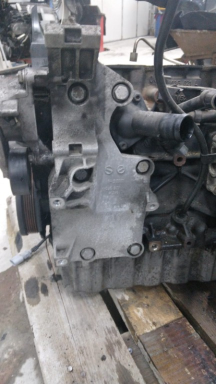 Suport Alternator Vw passat B6 An fab 20