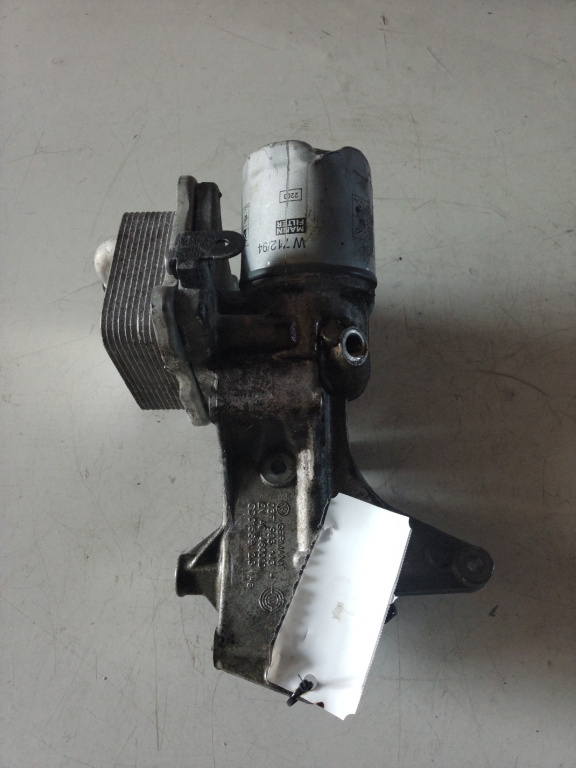 Suport aluminiu filtru ulei Seat Leon an 2011 cod piesa 03F903143H