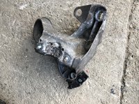 Suport bara stabilizatoare dreapta VW Passat B5 1.9 tdi 8E0199352