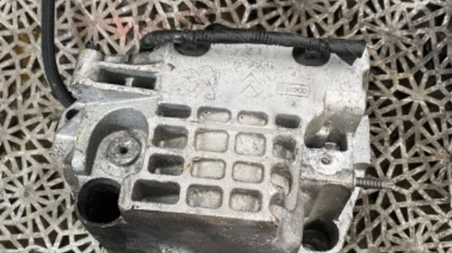Suport carcasa filtru motorina 2.0 TDCI Ford Kuga an 2014 - 2019 cod 9804498180