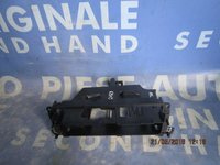 Suport casetofon BMW E46 2000; cod: 8196112