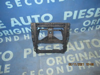 Suport casetofon VW Golf 4 2001; 1J2858757B