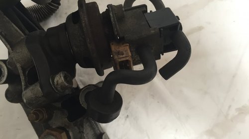 Suport cot apa/Pompa aer cu robinet/Supapa EGR Opel Vectra B 1.8 Benzina 1995-2002