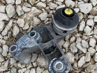 Suport dreapta bara stabilizatoare VW Passat 1.9 TDI 8E0199352F