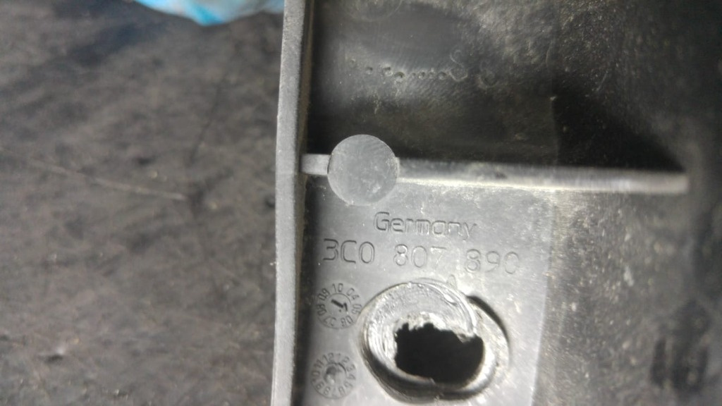Suport far dreapta vw passat b6 3c 3c080