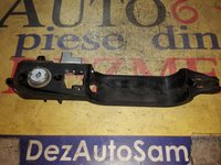 Suport maner usa dreapta fata Ford Focus cod Xs41a224a36ah