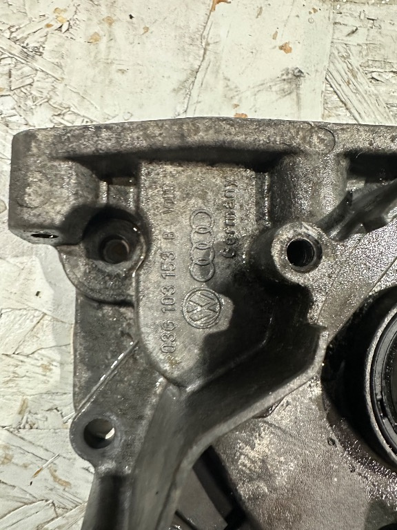 Suport motor 03G103153B 2.0 TDI BMR Volkswagen Passat B6 Golf 5 Octavia 2 - imagine 2