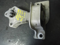 Suport motor 1.2 b tce d4fh786 renault clio 3 dupa 2007 112103737r