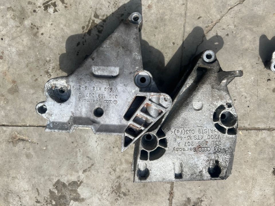 Suport Motor 1.9 / 2.0 TDI Volkswagen Skoda Seat 03G199207G / 03L199207A