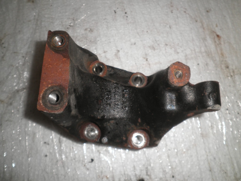 Suport motor Audi A4 B9, A5, Q5, A6 C7 2.0 TDI 04L131159C