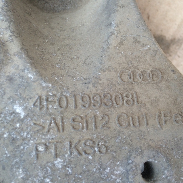 Suport motor Audi A6 4F cod 4F0199308L 3