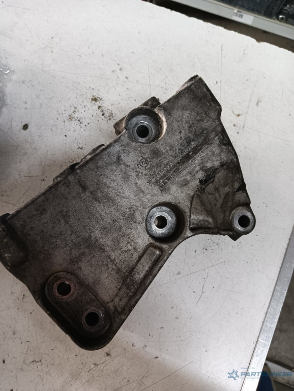 Suport motor dreapta fata DACIA LOGAN II [ 2012 - > ] dCi / Blue dCi 75 (K9K 612, K9K 626) 55KW|75HP OEM 112317173