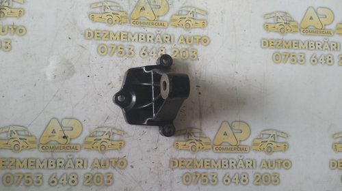 Suport motor Opel Vivaro 1.9 CDTI cod: 820000