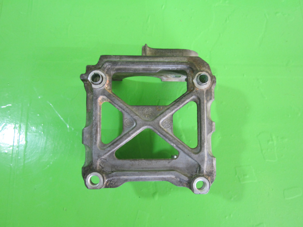 SUPORT POMPA COMBUSTIBIL COD 7H2Q-9346-D