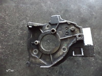 Suport pompa injectie FORD FOCUS 2 1.6 TDCI - 9654959880