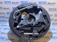 Suport Spuma Cric Coarba Cheie Roti Cui Infiletant de la Roata Janta Rezerva Slim Portbagaj Volkswagen Golf 5 2004 - 2008 Cod 8P0012109E