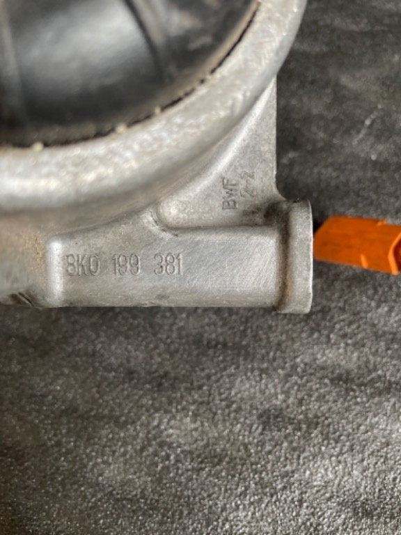 Suport / tampon motor Audi A4 B8 A5 Q5 2