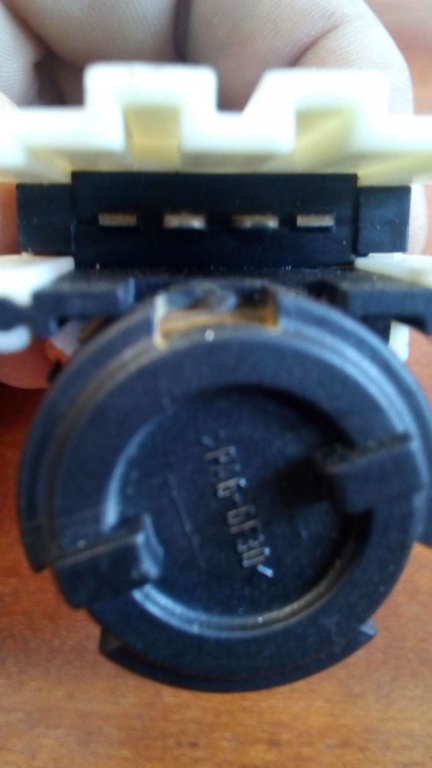 Switch frana Audi A4 B7 cod 8E0927189B