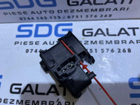 Switch Motoras Blocare Deblocare Deschidere Usa Usita Capac Buson Rezervor Audi A4 B8 2008 - 2015 Cod 8K0862153F