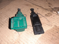 Switch pedala frana Volkswagen VW Golf 4 [1997 - 2006] wagon 1.9 TDI MT (115 hp) 1.9AJM 6+1 COMBI NEGRU