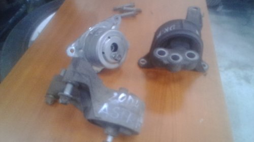 Tampoane motor opel astra h benzina