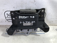 Tampon cutie viteze stanga VW Passat B8 2.0 TDI: 5Q0199555BJ [Fabr 2014–2019]