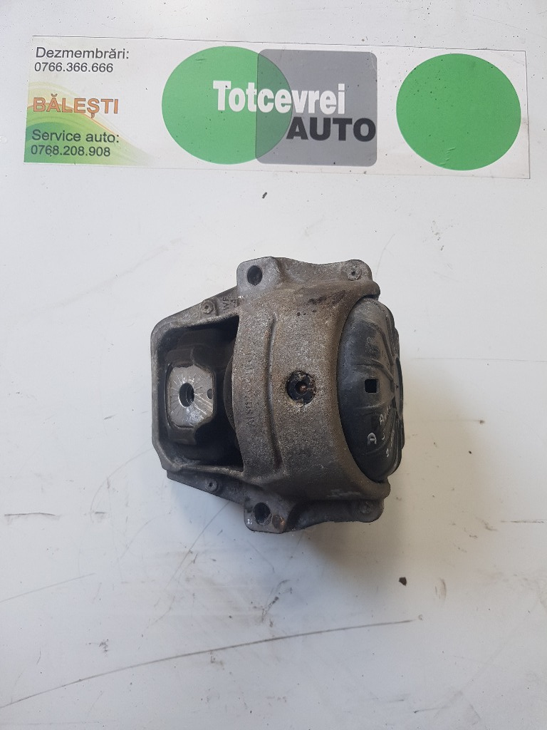 Tampon motor audi a5 2.0TDI COD MOTOR CNHA COD 8R0199381
