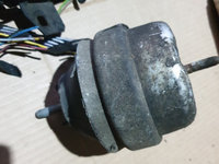 Tampon / suport motor Vw Passat B5 1.9 tdi diesel