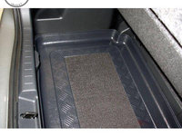 Tavita de portbagaj Toyota Yaris II, caroserie Hatchback, fabricatie 10.2005 - 2011, portbagaj inferior #1