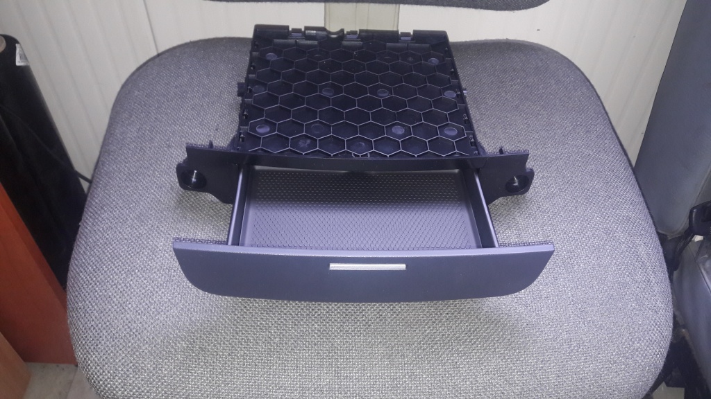Tavita depozitare Smart Fortwo  cod A4518100304