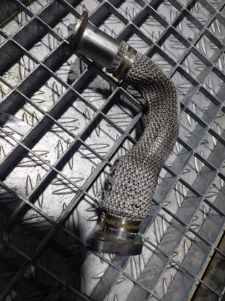 Teava conducta egr 2.7 3.0 tdi cana ccw cdya cod 059131530C Porsche Cayenne 958