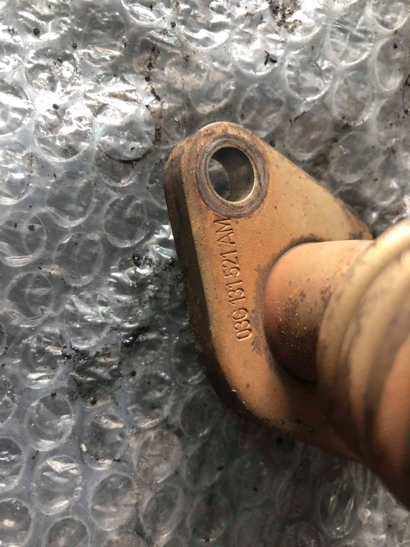 Teava egr 2.0 tdi cba audi a3 8p a4 b8 a