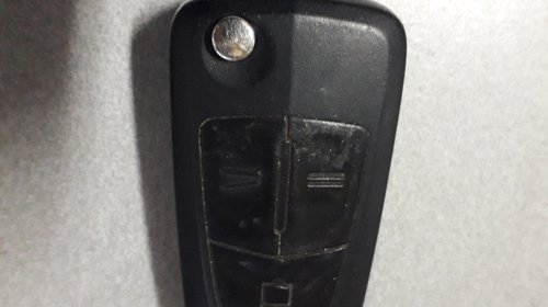 Telecomanda Opel Vectra C cu 3 butoane 132149