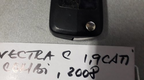 Telecomanda Opel Vectra C cu 3 butoane 13214969
