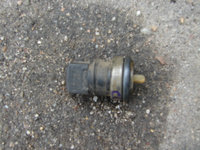 Termocupla Renault Clio 2 [1998 - 2005] Hatchback 3-usi 1.5 DCI MT (65 hp) II (BB0/1/2_ CB0/1/2_)