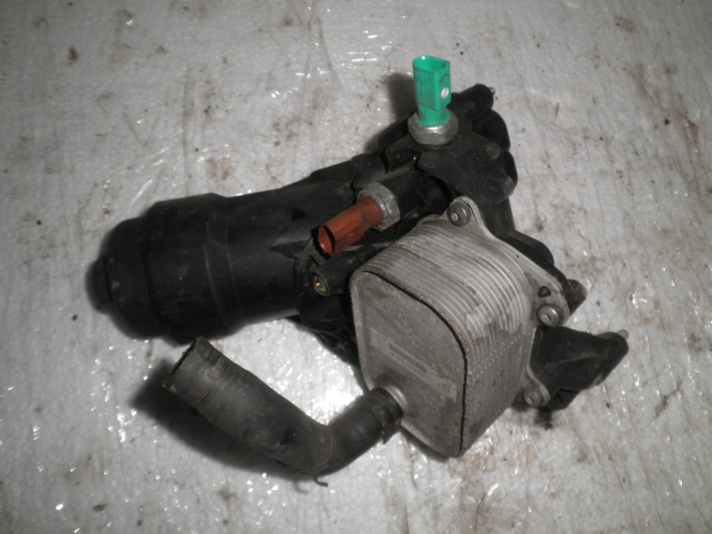 Termoflot + carcasa filtru ulei Audi A4 B9, A5, Q5