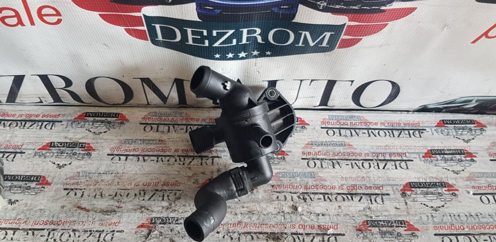 Termostat VW Caddy III 2.0 TDI 140 CP CFHC cod 03l121111s