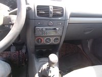 TIMONERIE RENAULT CLIO 1.2 8V 2003