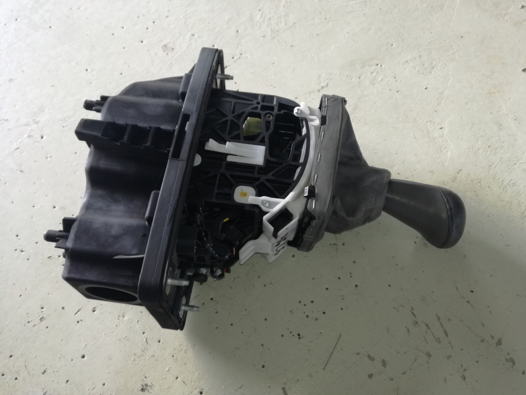 Timonerie selector cutie viteze automata Audi A6 C6 3.0 tdi