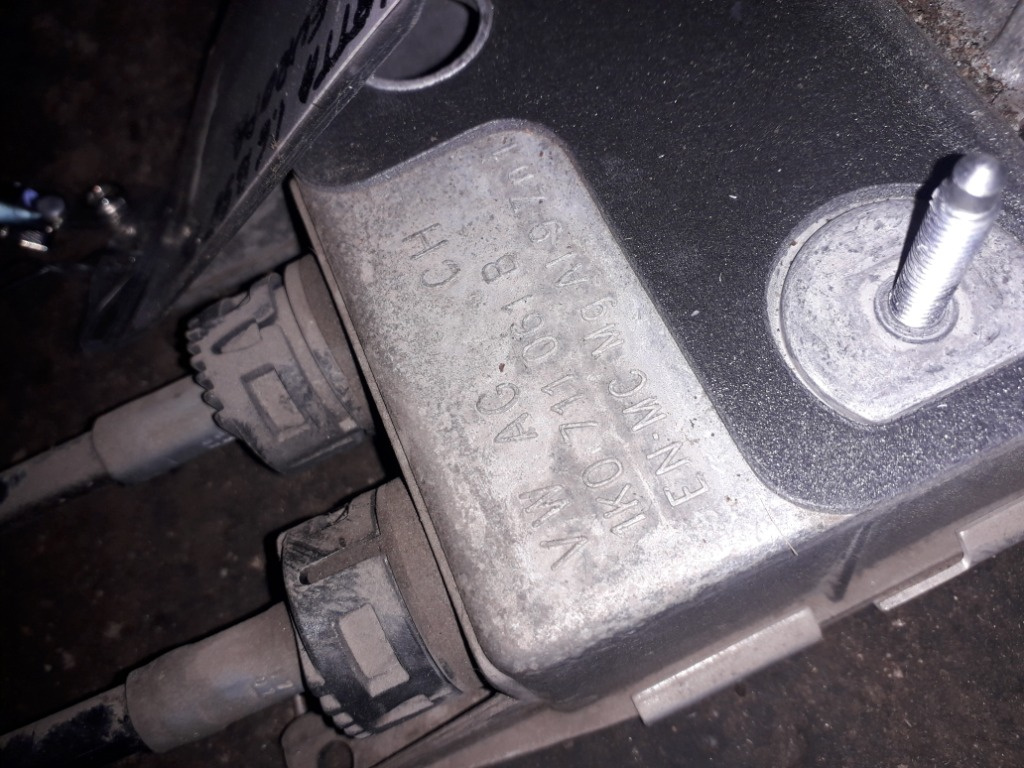 Timonerie VW Jetta 1.6mpi tip motor BSE 