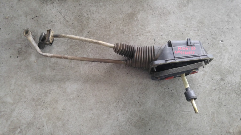 Timonerie vw passat b5 ajm 5 trepte 8d07