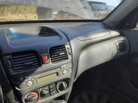 Torpedou Nissan Almera an 2006