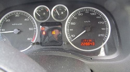 Torpedou Peugeot 307 2005 hatchback 1.4 hdi 8HZ