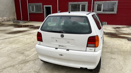 Torpedou Volkswagen Polo 6N 2000 HATCHBACK 1,0 i