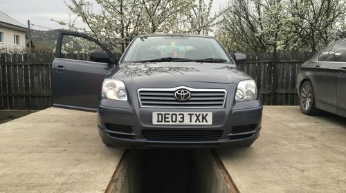 Toyota AVENSIS 2003 1.8 benzina la dezmembrat